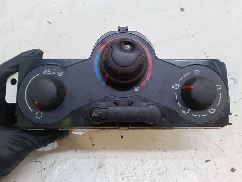 Recambio de mando calefaccion / a/a para renault kangoo be bop (kw0/1_) 1.6 (kw0d) referencia OEM IAM 5F2140100  