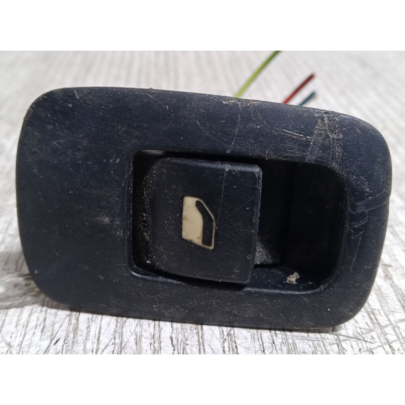 Recambio de mando elevalunas trasero derecho para peugeot 307 cc (3b) 2.0 16v referencia OEM IAM   