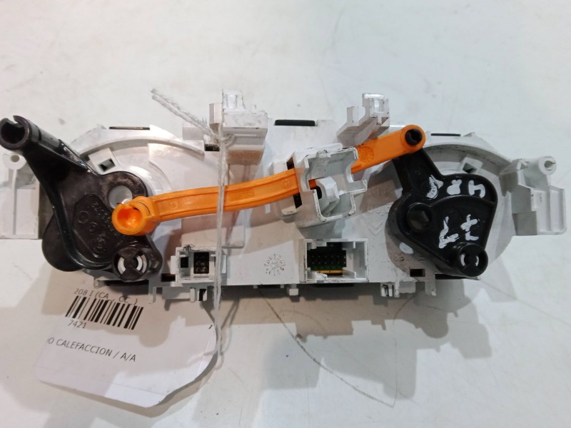 Recambio de mando calefaccion / a/a para peugeot 208 i (ca_, cc_) 1.2 vti 82 referencia OEM IAM    Recambio de mando calefaccion / a/a para peugeot 208 i (ca_, cc_) 1.2 vti 82 referencia OEM IAM