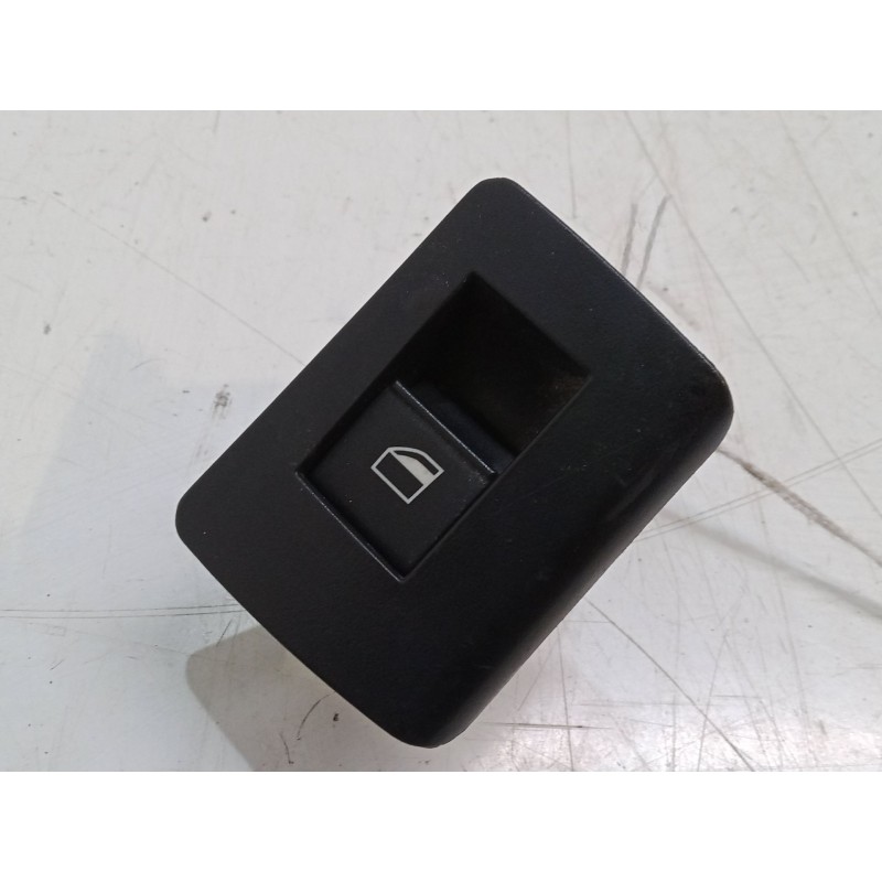 Recambio de mando elevalunas trasero izquierdo para bmw x5 (e53) 3.0 d referencia OEM IAM   