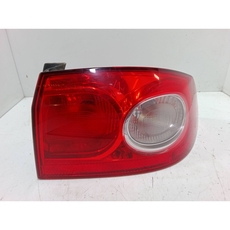 Recambio de piloto trasero derecho para renault laguna ii (bg0/1_) 1.6 16v (bg1g, bg1h) referencia OEM IAM   