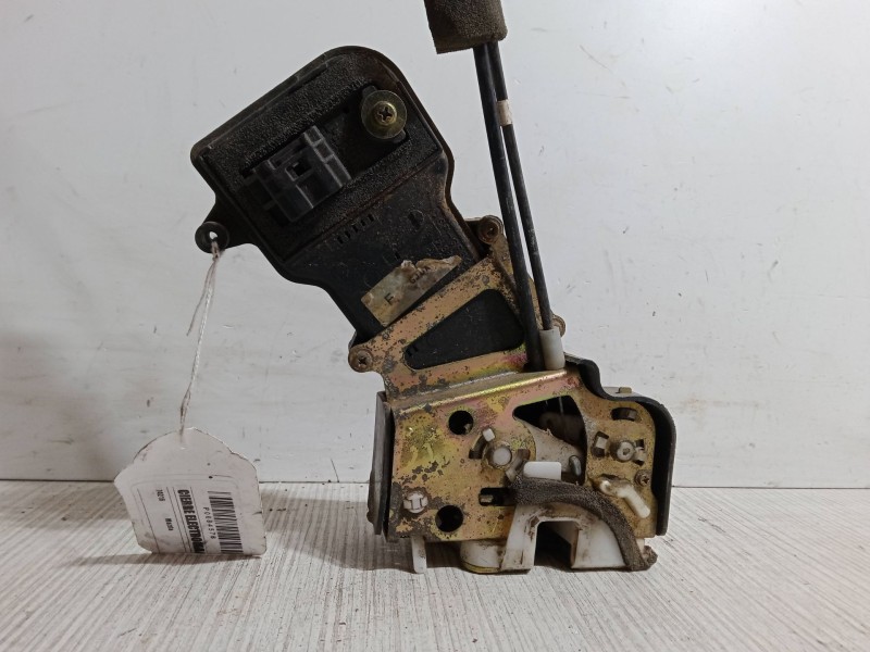 Recambio de cerradura puerta trasera derecha para mazda 6 sedán (gg) 2.0 di (gg14) referencia OEM IAM   