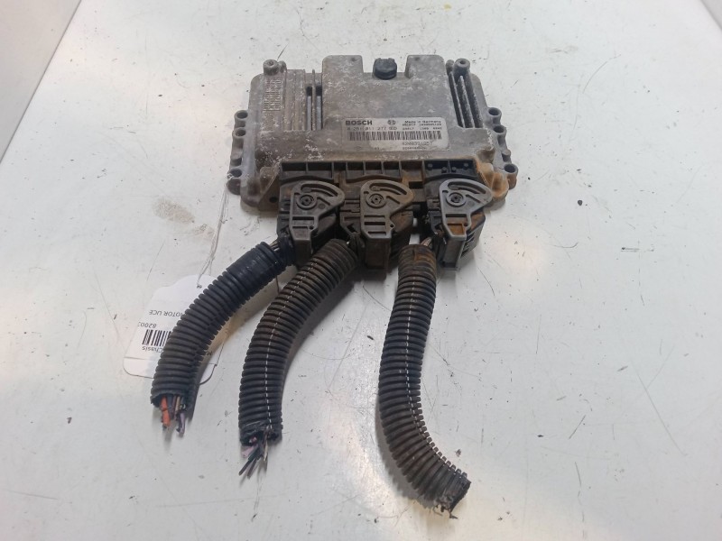 Recambio de centralita motor uce para renault trucks mascott caja/chasis 160.65 (a00500017, a01500017, b03200017) referencia OEM