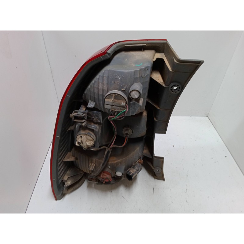 Recambio de piloto trasero derecho para kia sportage ii (je_, km_) 2.0 i 16v referencia OEM IAM   