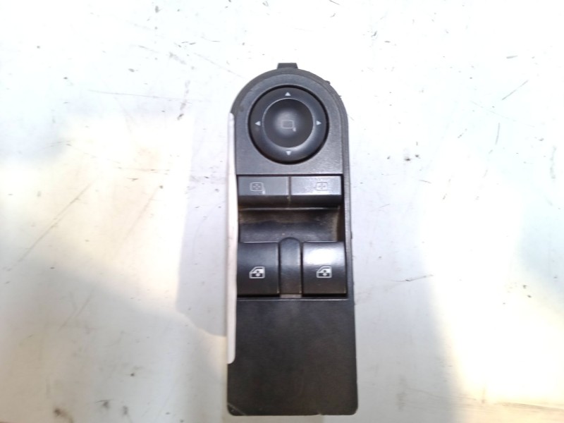 Recambio de mando elevalunas delantero izquierdo para opel astra h (a04) 1.6 (l48) referencia OEM IAM 13228706  