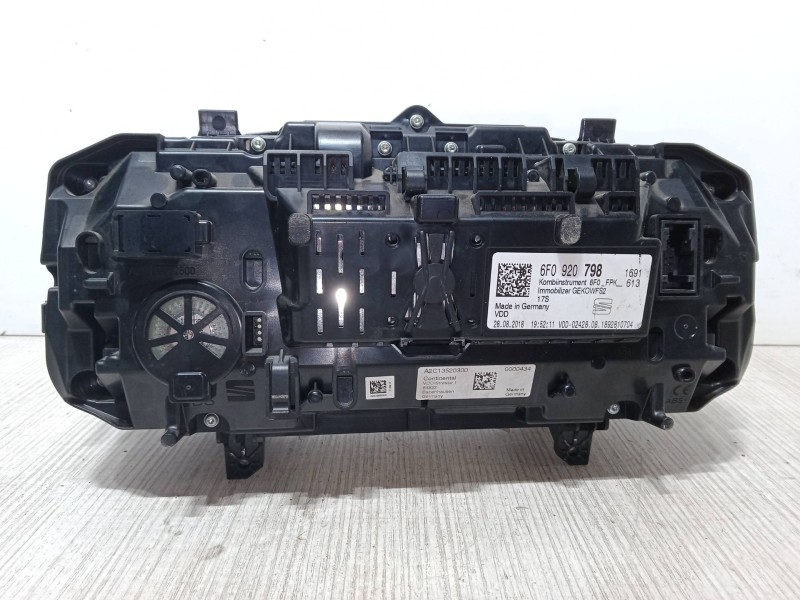 Recambio de cuadro instrumentos para seat ibiza v (kj1, kjg) 1.6 tdi referencia OEM IAM 6F0920798  