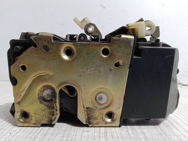 Recambio de cerradura puerta delantera izquierda para peugeot 307 (3a/c) 2.0 hdi 90 referencia OEM IAM   