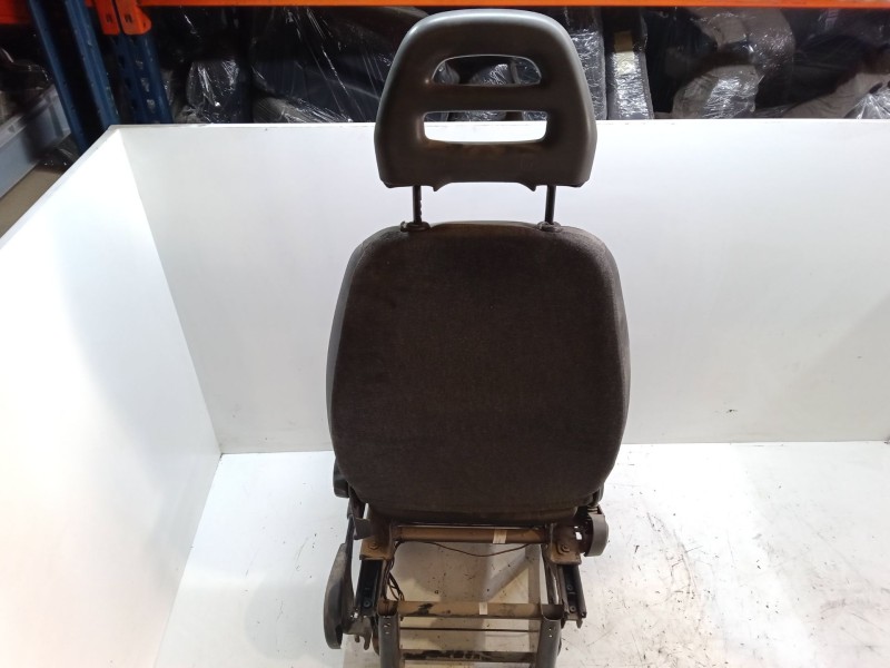 Recambio de asiento delantero izquierdo para peugeot boxer furgoneta 2.0 bluehdi 110 referencia OEM IAM   