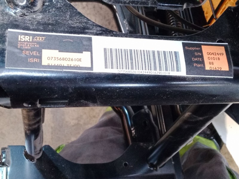 Recambio de asiento delantero izquierdo para peugeot boxer furgoneta 2.0 bluehdi 110 referencia OEM IAM   