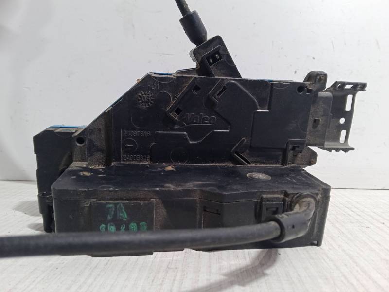 CERRADURA PUERTA TRASERA DERECHA 