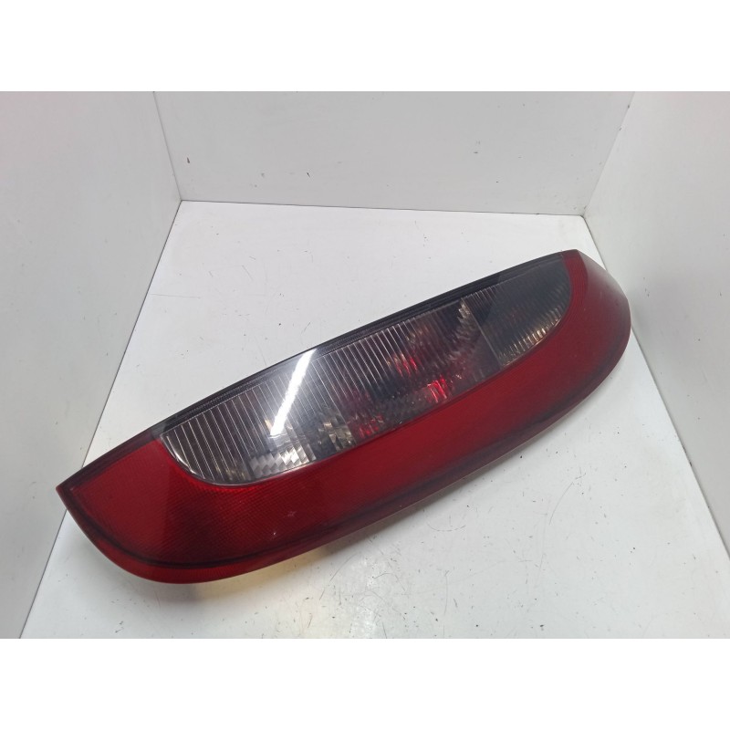 Recambio de piloto trasero derecho para opel corsa c (x01) 1.3 cdti (f08, f68) referencia OEM IAM   