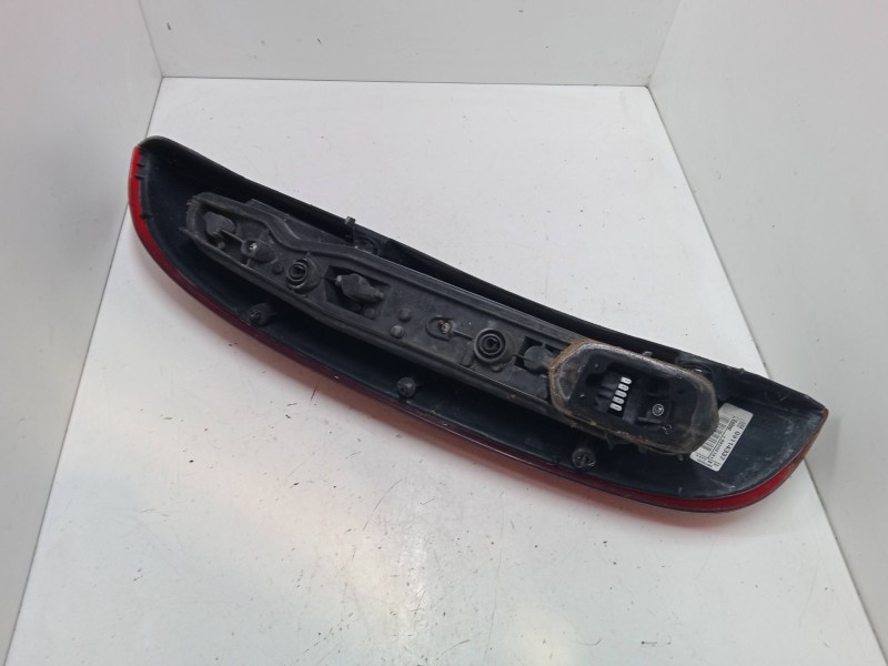 Recambio de piloto trasero derecho para opel corsa c (x01) 1.3 cdti (f08, f68) referencia OEM IAM   