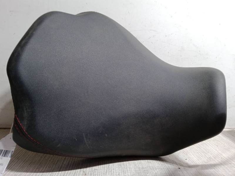 Recambio de asiento para honda cbr (601cc - ) cbr 650 r (rh01) referencia OEM IAM   
