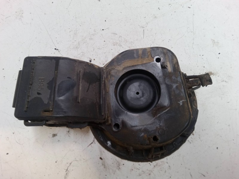 Recambio de tapa exterior combustible para renault megane iii hatchback (bz0/1_, b3_) 1.5 dci referencia OEM IAM   