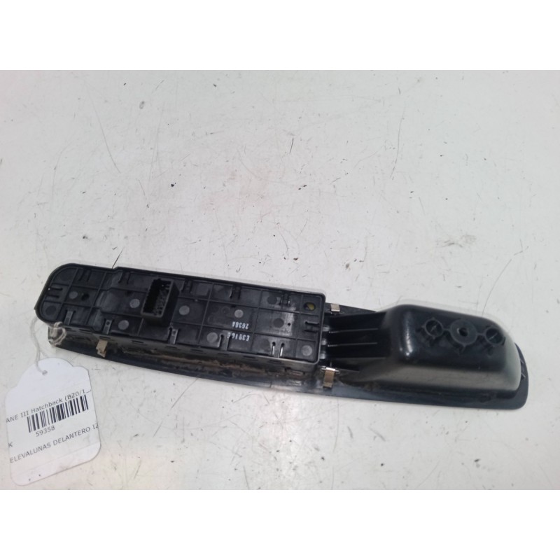 Recambio de mando elevalunas delantero izquierdo para renault megane iii hatchback (bz0/1_, b3_) 1.5 dci referencia OEM IAM   