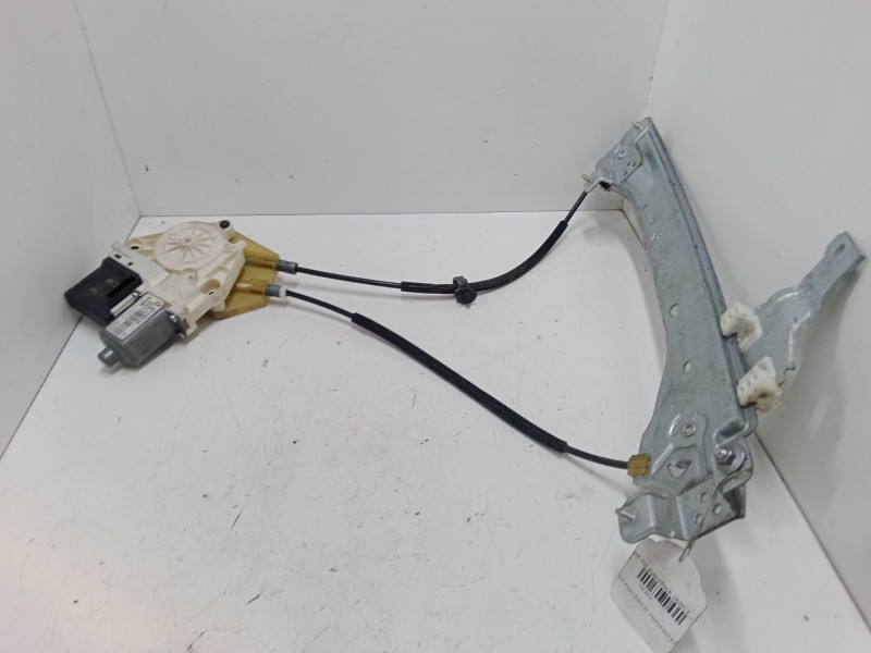 Recambio de elevalunas electrico trasero izquierdo para renault megane iii hatchback (bz0/1_, b3_) 1.5 dci referencia OEM IAM   