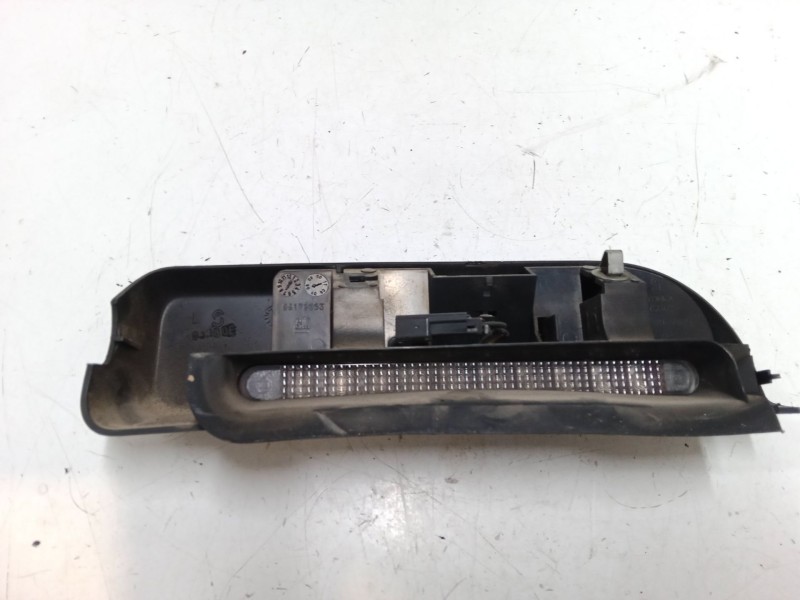 Recambio de luz central de freno para opel combo furgoneta/monovolumen 1.3 cdti 16v referencia OEM IAM   