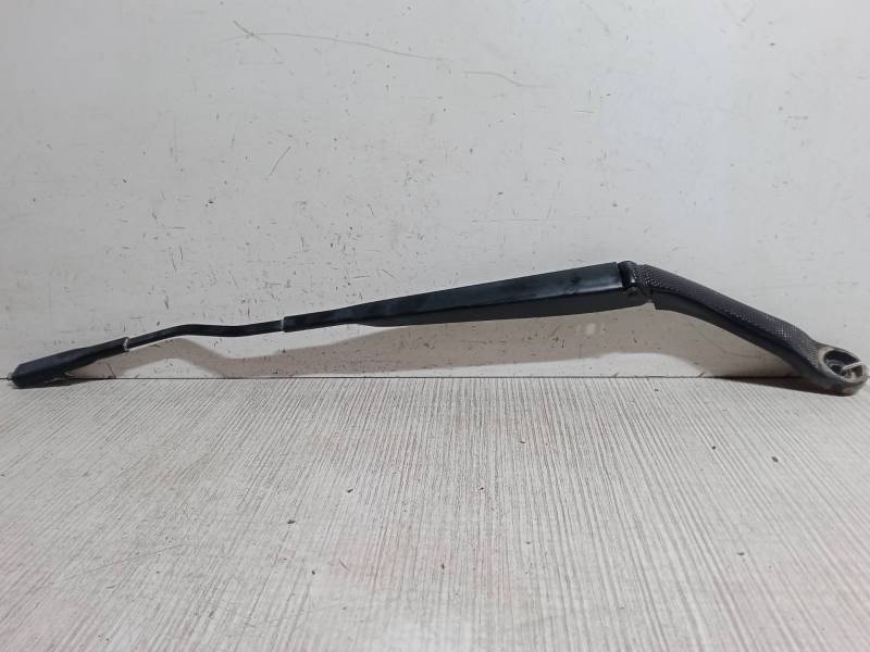 BRAZO LIMPIA DELANTERO IZQUIERDO 