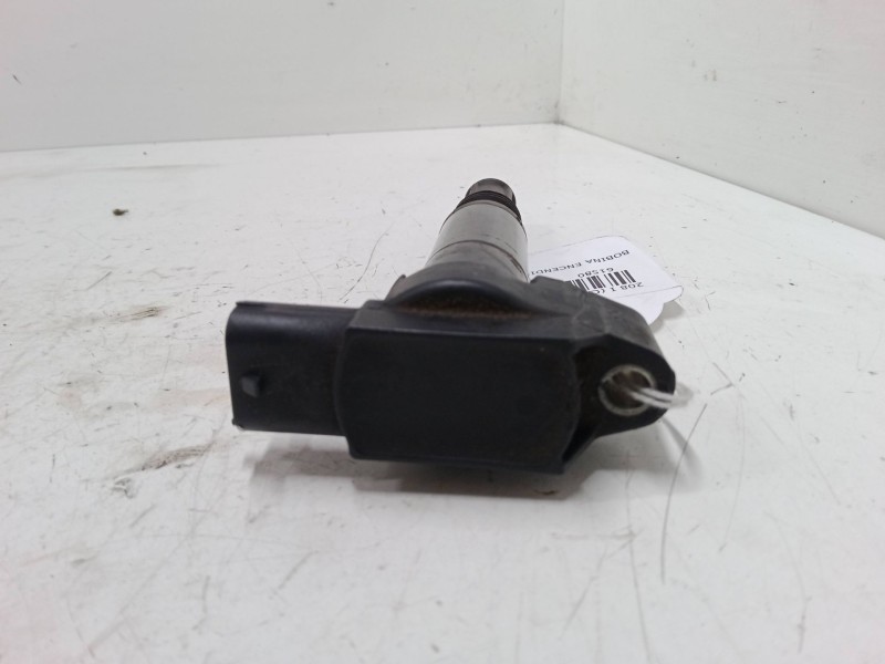 Recambio de bobina encendido para peugeot 208 i (ca_, cc_) 1.2 vti 82 referencia OEM IAM 0986221101  