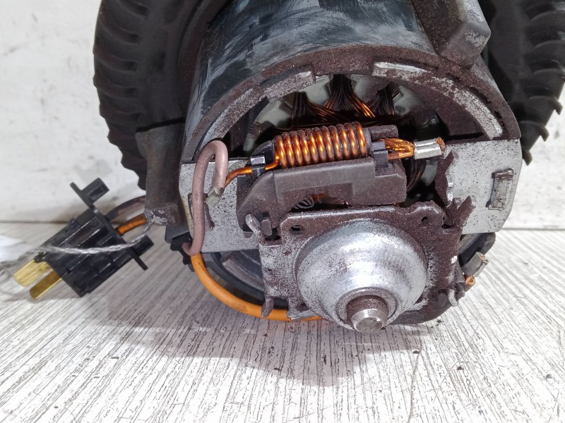 Recambio de motor calefaccion para nissan almera tino (v10) 2.2 dci referencia OEM IAM   