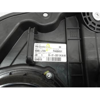 ELEVALUNAS ELECTRICO TRASERO DERECHO 83480J7000 
