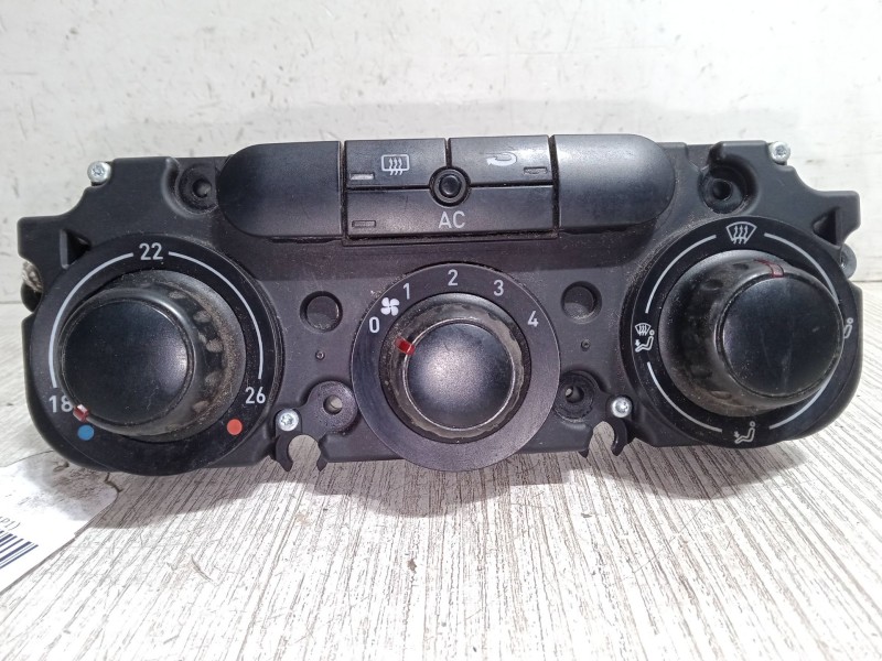 Recambio de mando calefaccion / a/a para seat leon (1p1) 1.9 tdi referencia OEM IAM 5P0820047K  5HB00884800