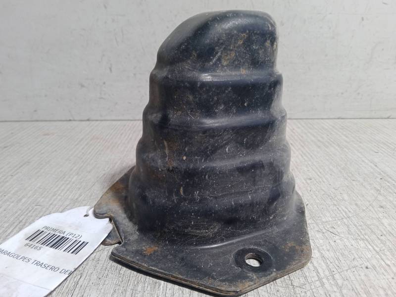 PUNTERA PARAGOLPES TRASERO DERECHO 