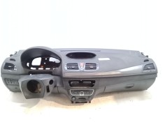 Recambio de salpicadero para renault megane iii hatchback (bz0/1_, b3_) 1.5 dci referencia OEM IAM   