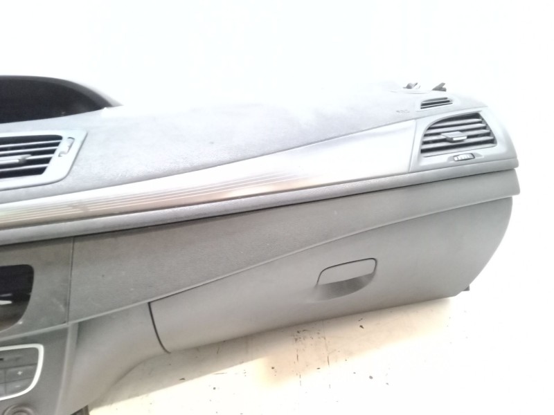 Recambio de salpicadero para renault megane iii hatchback (bz0/1_, b3_) 1.5 dci referencia OEM IAM   