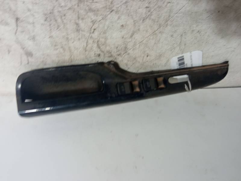 MANDO ELEVALUNAS DELANTERO IZQUIERDO 6KO867 