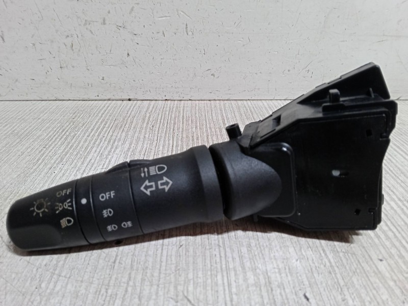 Recambio de mando luces para nissan almera tino (v10) 2.2 dci referencia OEM IAM   