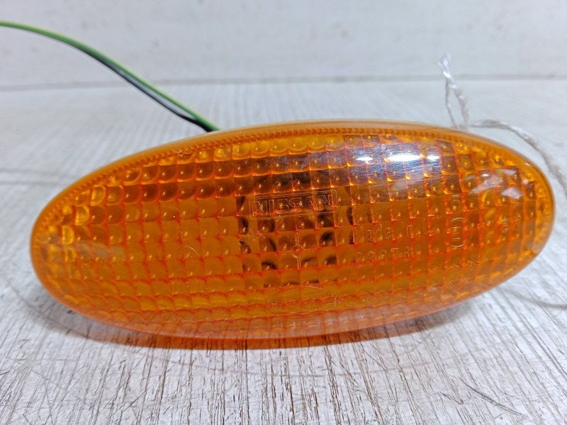 Recambio de intermitente lateral derecho para nissan almera tino (v10) 2.2 dci referencia OEM IAM   