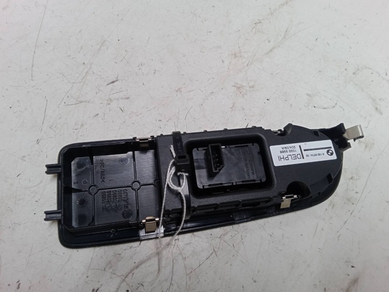Recambio de mando elevalunas delantero derecho para bmw 1 (e81) 116 d referencia OEM IAM   
