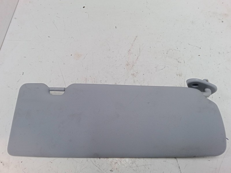 Recambio de parasol izquierdo para bmw 1 (e81) 116 d referencia OEM IAM   