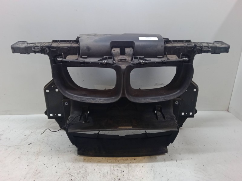 Recambio de frente para bmw 1 (e81) 116 d referencia OEM IAM   