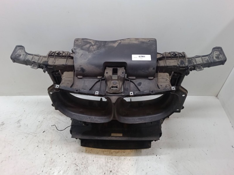 Recambio de frente para bmw 1 (e81) 116 d referencia OEM IAM   