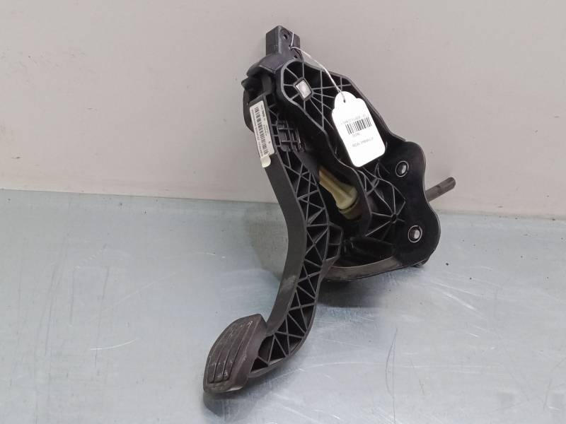 PEDAL EMBRAGUE 98208860800 