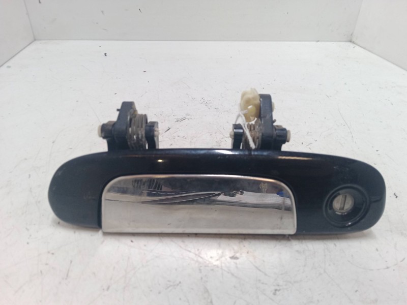 Recambio de maneta exterior puerta delantera izquierda para mazda premacy (cp) 2.0 td referencia OEM IAM   