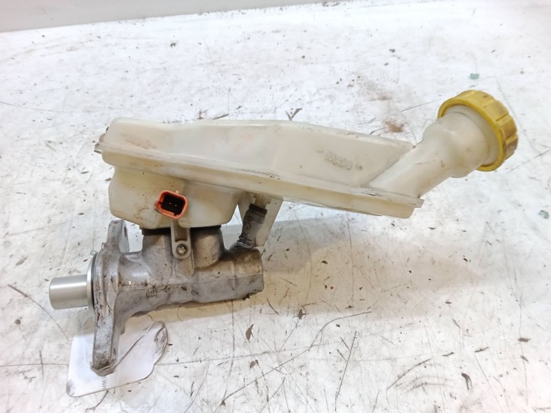 Recambio de bomba freno para peugeot 208 i (ca_, cc_) 1.2 vti 82 referencia OEM IAM   