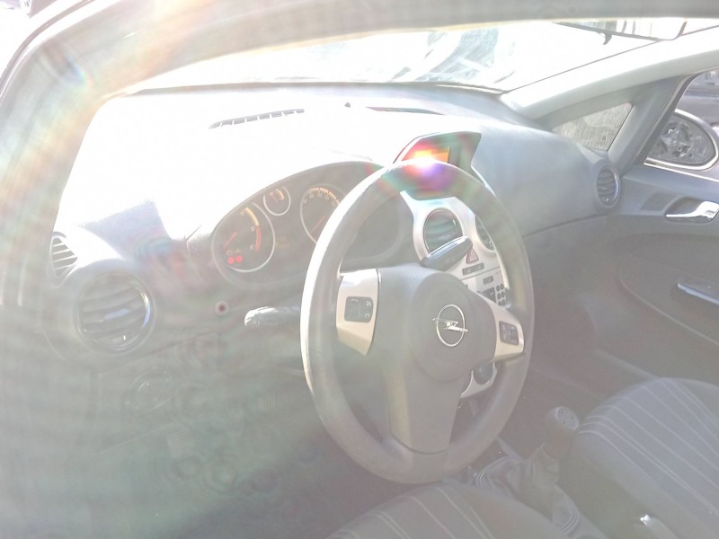 opel corsa d (s07) del año 2007