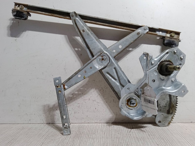 Recambio de elevalunas trasero derecho para honda civic vi fastback (ma, mb) 1.5 16v (mb3) referencia OEM IAM   