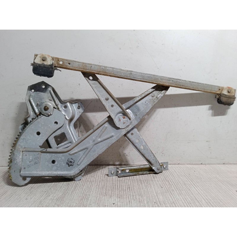 Recambio de elevalunas trasero derecho para honda civic vi fastback (ma, mb) 1.5 16v (mb3) referencia OEM IAM   