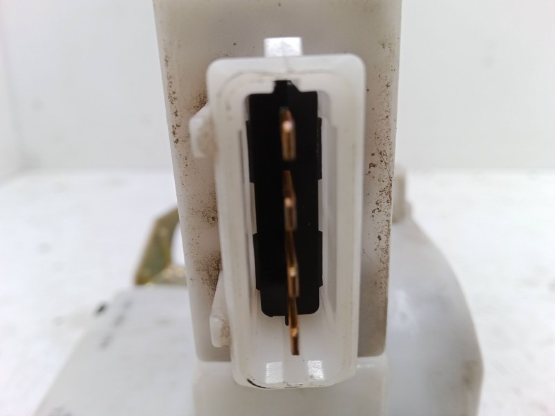 Recambio de cerradura puerta delantera derecha para seat ibiza ii (6k1) 1.4 i referencia OEM IAM   