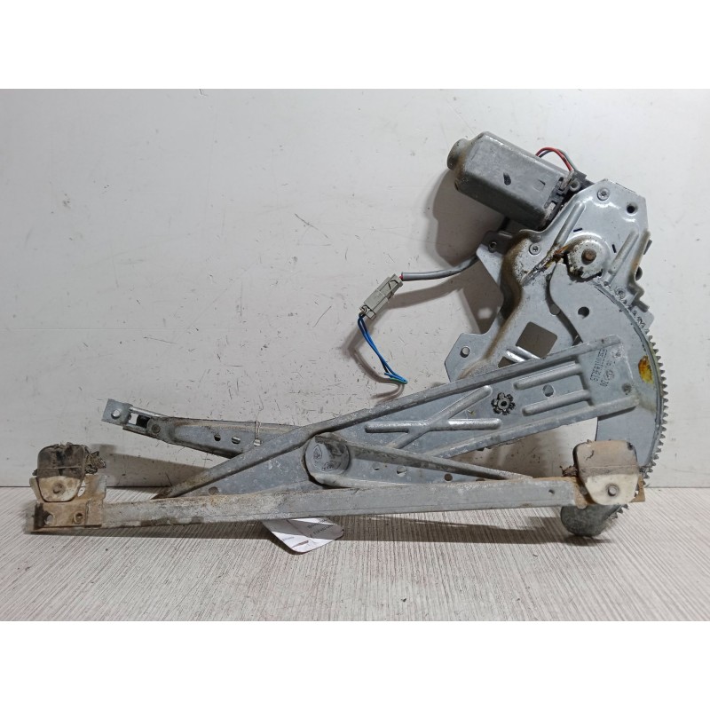 Recambio de elevalunas electrico delantero derecho para honda civic vi fastback (ma, mb) 1.5 16v (mb3) referencia OEM IAM   