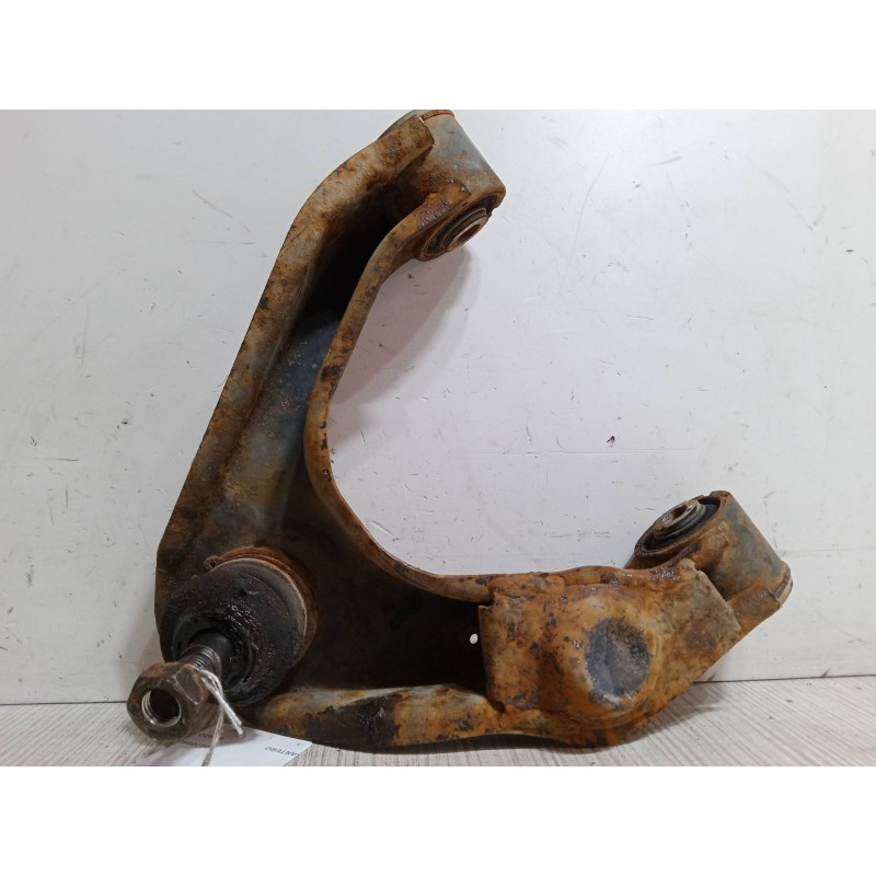 Recambio de brazo suspension superior delantero izquierdo para nissan pick up (d22) 2.5 d referencia OEM IAM   