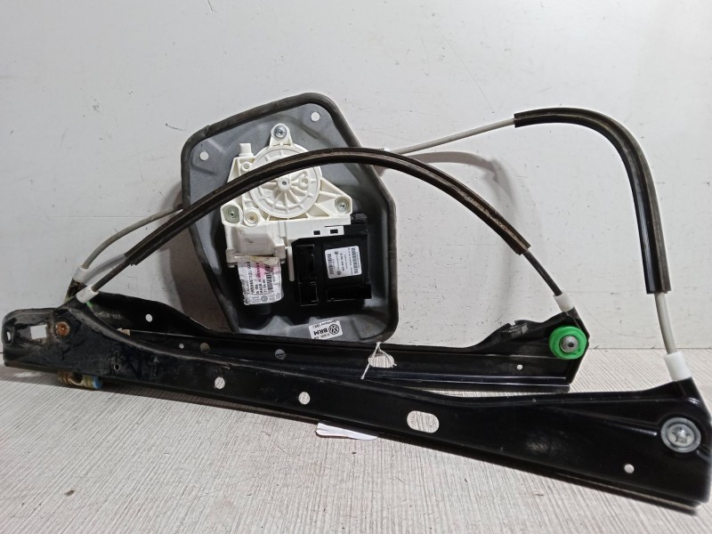 Recambio de elevalunas electrico delantero derecho para volkswagen golf plus v (5m1, 521) 1.6 referencia OEM IAM   