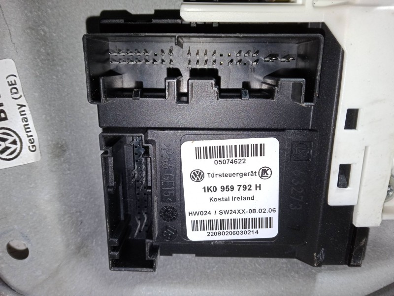 Recambio de elevalunas electrico delantero derecho para volkswagen golf plus v (5m1, 521) 1.6 referencia OEM IAM   