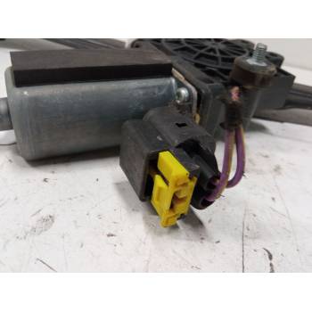 ELEVALUNAS ELECTRICO DELANTERO DERECHO 