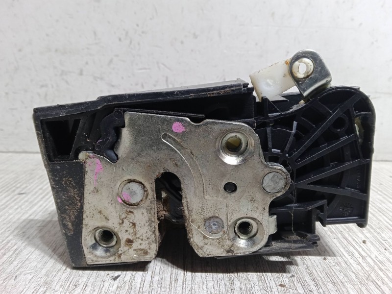 Recambio de cerradura puerta trasera derecha para dacia logan mcv ii 1.2 referencia OEM IAM   