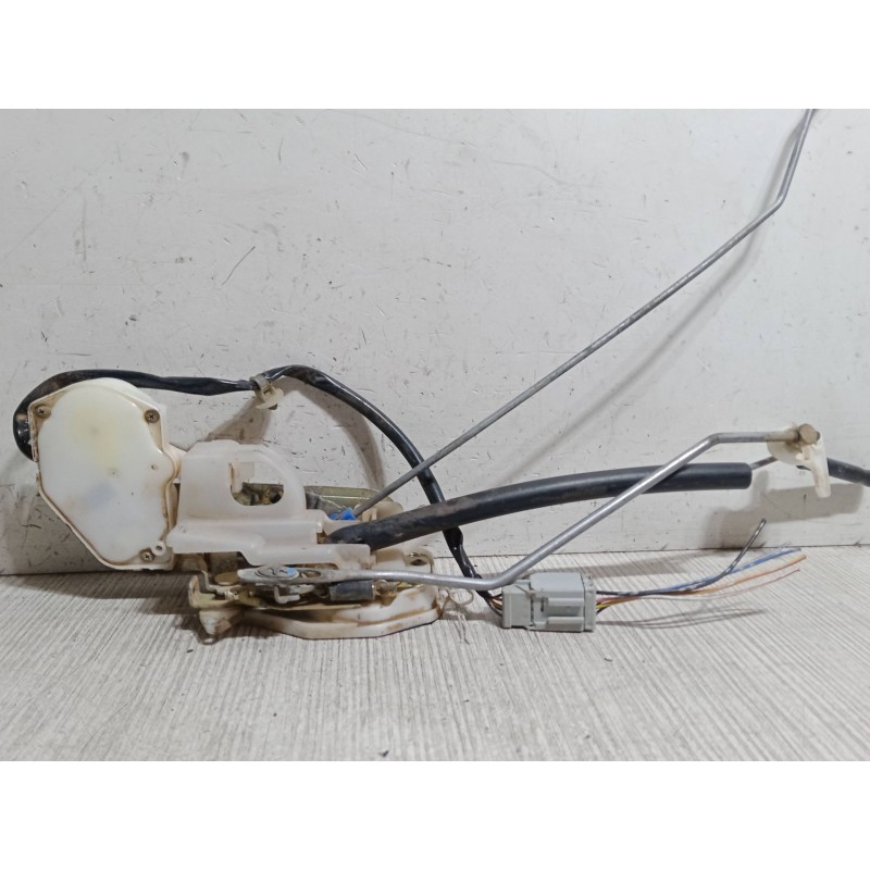 Recambio de cerradura puerta delantera izquierda para honda cr-v i (rd) 2.0 16v 4wd (rd1, rd3) referencia OEM IAM   